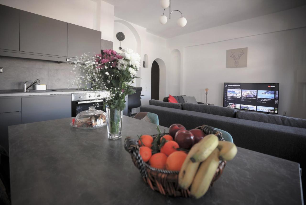 Modern 2 Bedroom Apartment Next To Metro - Marousi Athènes Extérieur photo