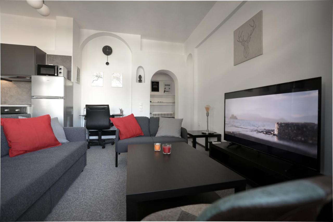 Modern 2 Bedroom Apartment Next To Metro - Marousi Athènes Extérieur photo