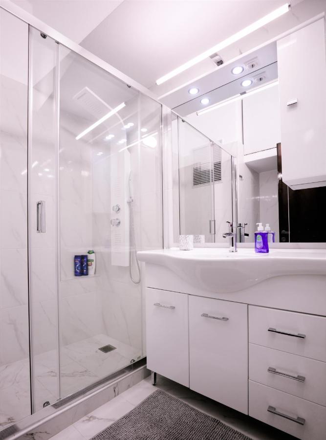 Modern 2 Bedroom Apartment Next To Metro - Marousi Athènes Extérieur photo