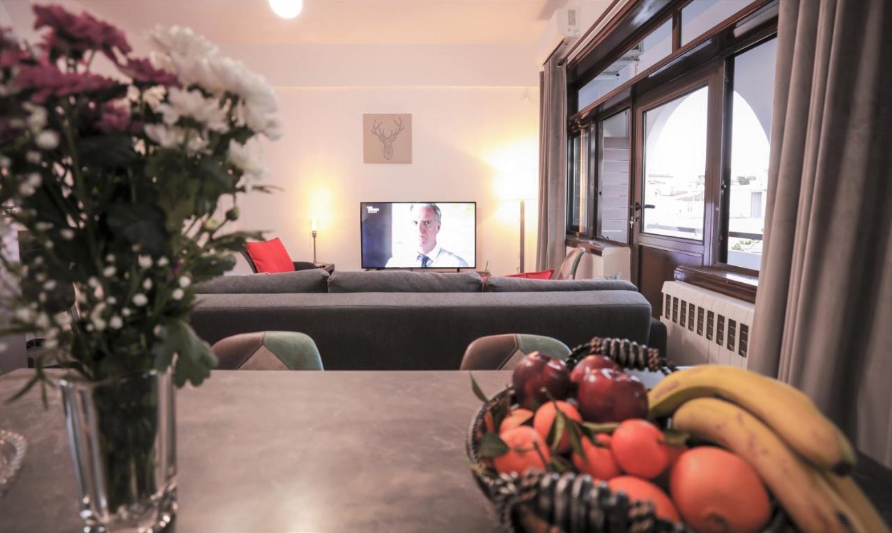 Modern 2 Bedroom Apartment Next To Metro - Marousi Athènes Extérieur photo