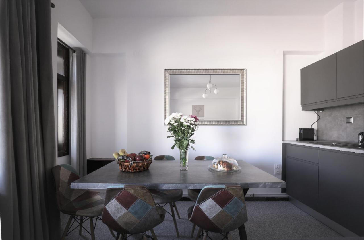 Modern 2 Bedroom Apartment Next To Metro - Marousi Athènes Extérieur photo