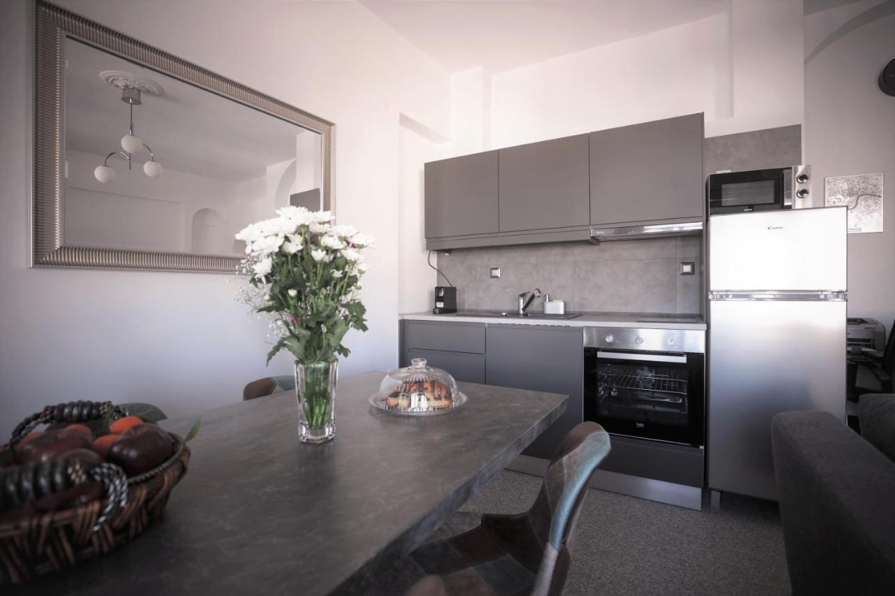 Modern 2 Bedroom Apartment Next To Metro - Marousi Athènes Extérieur photo