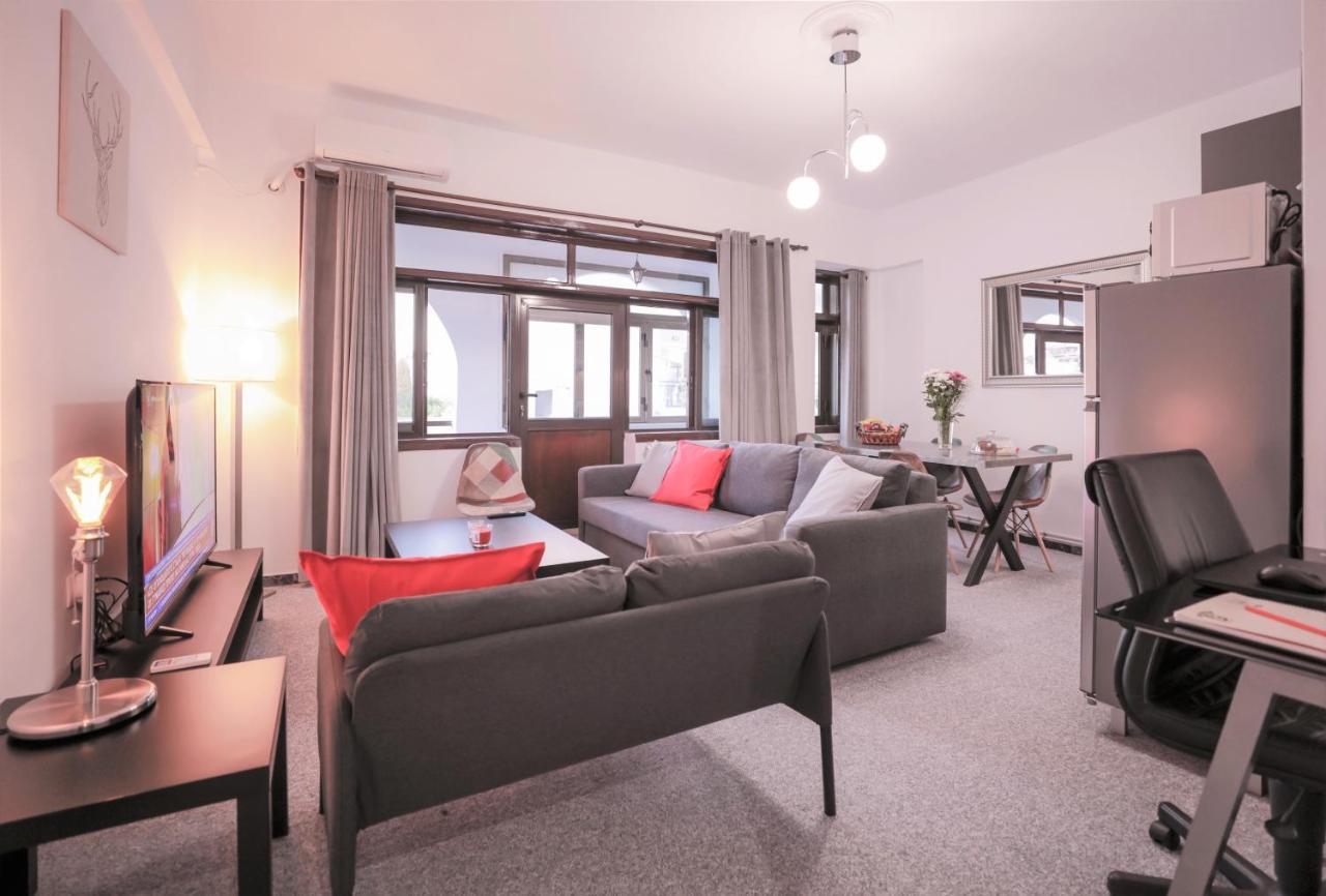 Modern 2 Bedroom Apartment Next To Metro - Marousi Athènes Extérieur photo