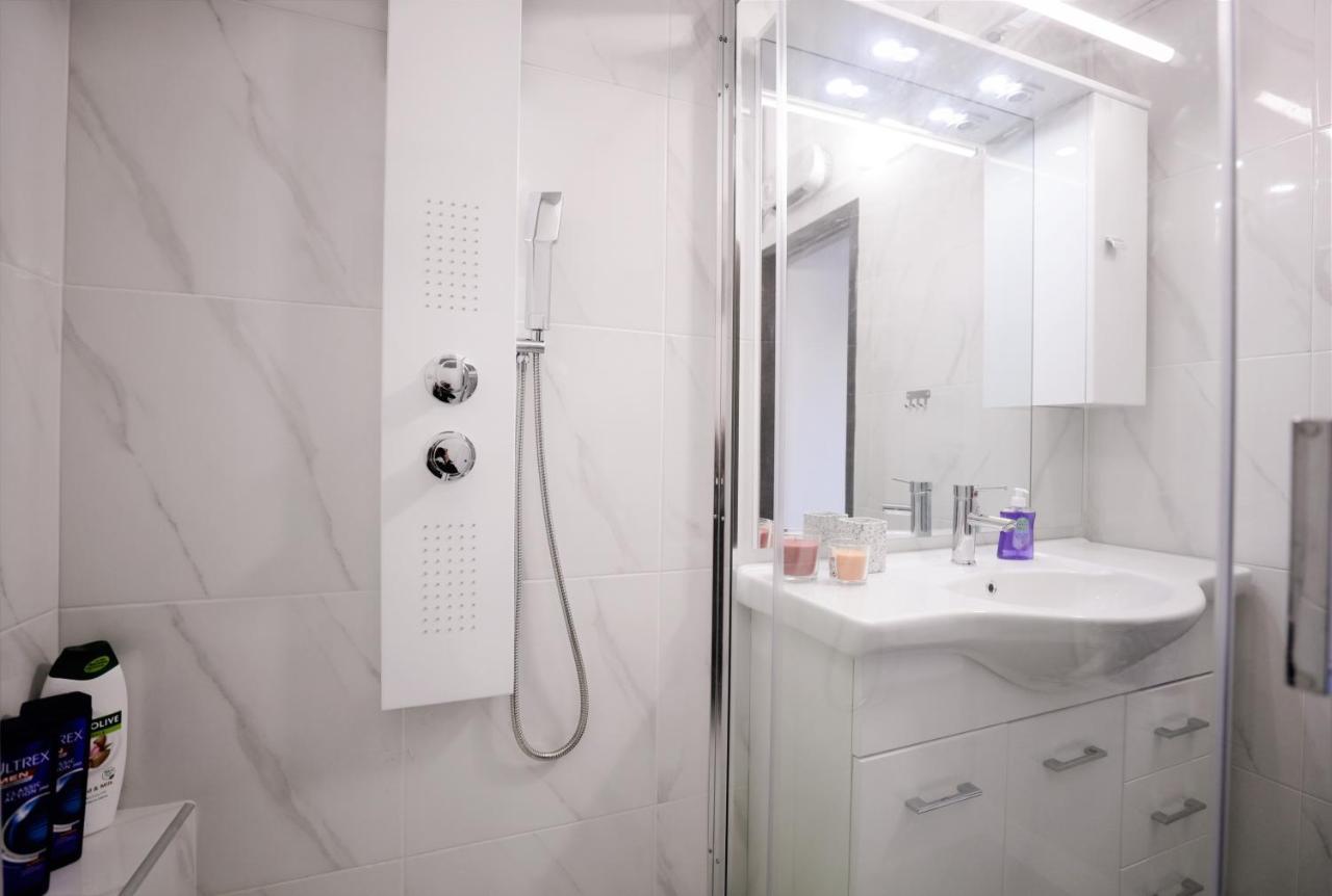 Modern 2 Bedroom Apartment Next To Metro - Marousi Athènes Extérieur photo